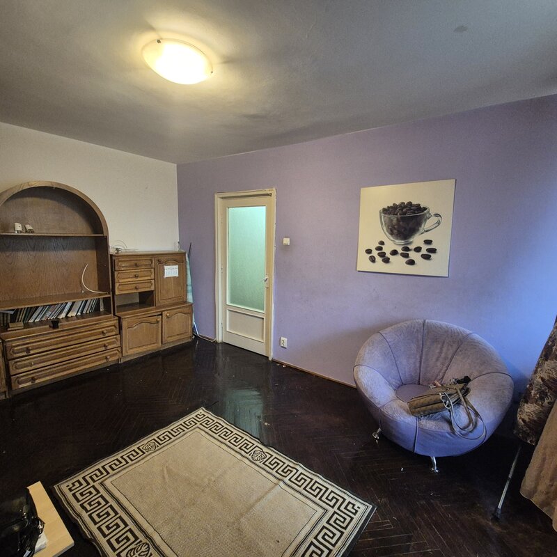 Basarab metrou, Calea Grivitei.